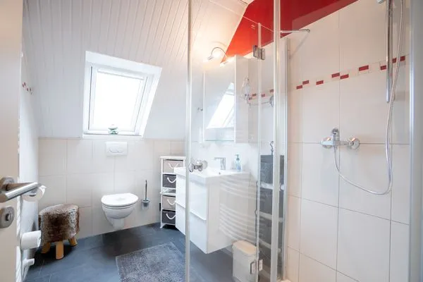Badezimmer  (HER16c) Ankes Gästehaus 1 F***