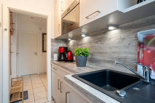 Küche / Küchenzeile  (HER16d) Ferienwohnung "Ankes Gästehaus 2" F***