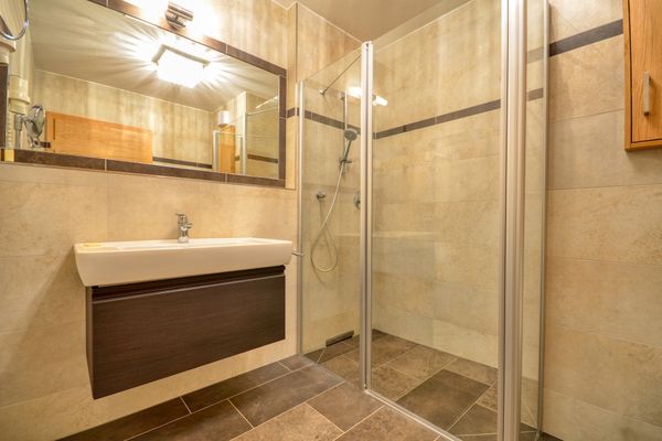  Alpin & Seeresort - Top 15  - Badezimmer