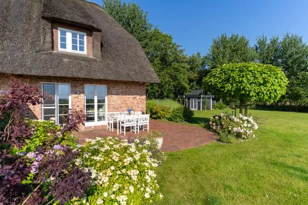 Reetdachhaus Lütt Strandhüs Reetdachhaus Lütt Strandhüs SPO Boehl - 