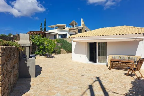 Main view  Assini Spitaki