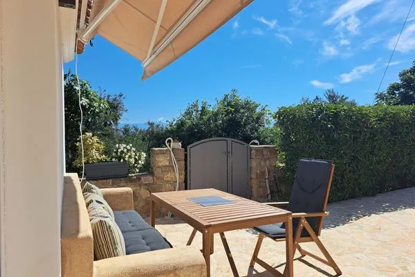 Terrace  Assini Spitaki