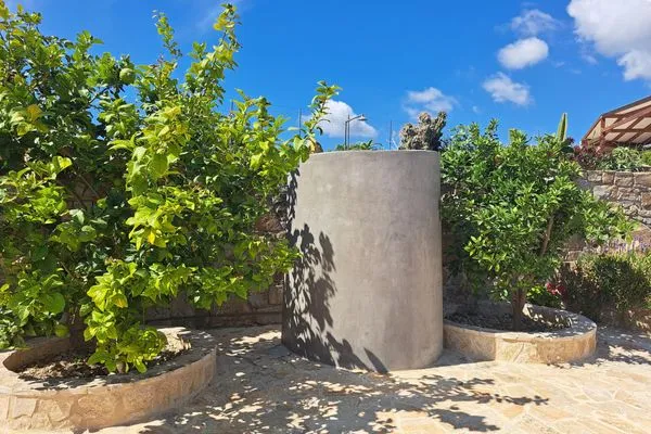 Outdoor shower  Assini Spitaki