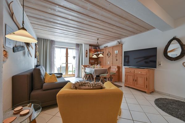  Ferienwohnung Alpina - Ferien mit Herz Ferienwohnungen in Roßhaupten - 