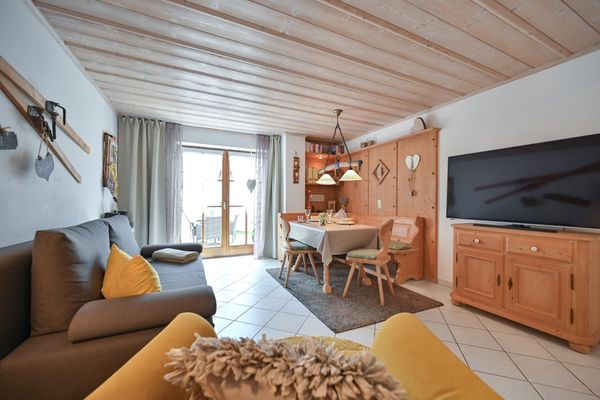  Ferienwohnung Alpina - Ferien mit Herz Ferienwohnungen in Roßhaupten - 