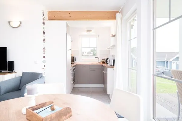 Küche / Küchenzeile Strandpark Sierksdorf "Luv & Lee" Nr. 64