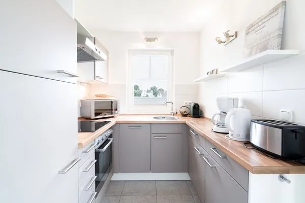 Küche / Küchenzeile Strandpark Sierksdorf "Luv & Lee" Nr. 64