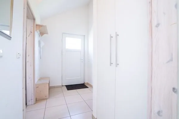 Fassade / Eingang Strandpark Sierksdorf H084