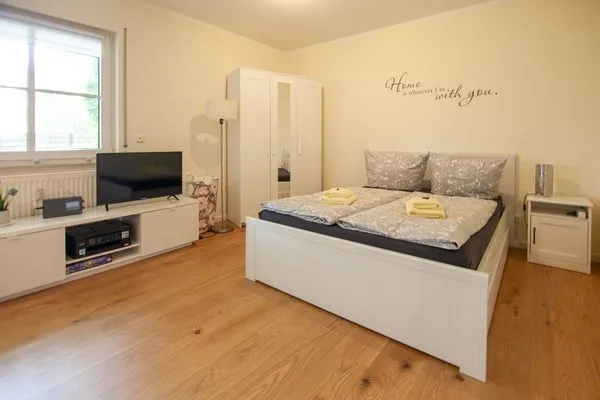 Dekoratives Detail  Leubener Stübchen *ruhig*zentral*Stellplatz*