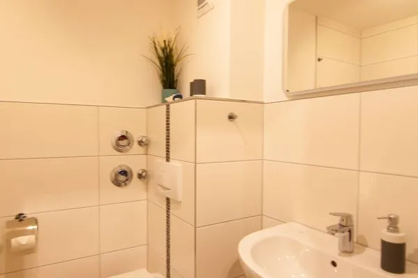 Badezimmer  Leubener Stübchen *ruhig*zentral*Stellplatz*