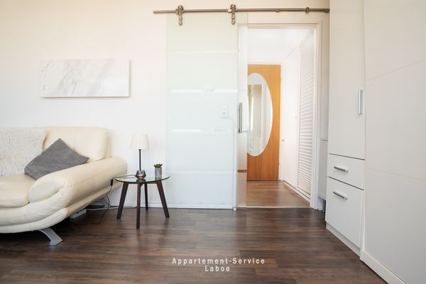  Fewo Sünnstrohl Laboe - Wohnzimmer