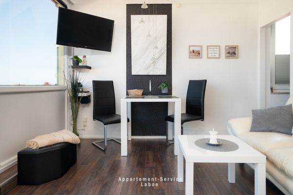  Fewo Sünnstrohl Laboe - Wohnzimmer
