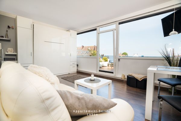  Fewo Sünnstrohl Laboe - Wohnzimmer
