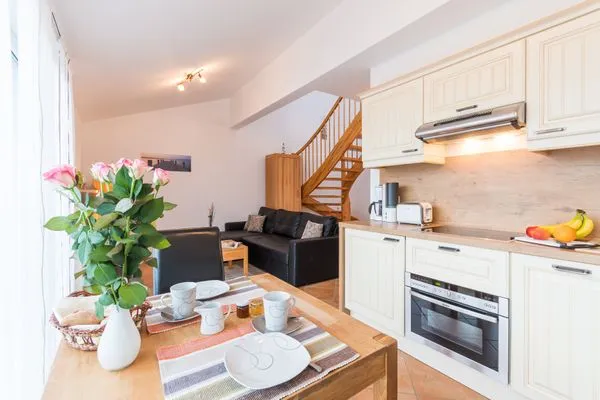 Küche / Küchenzeile  Bella Casa 39