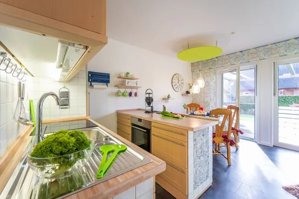 Küche / Küchenzeile  Löweneckerchen