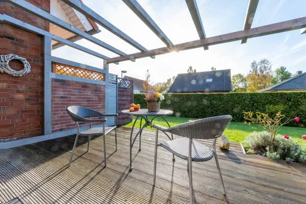 Terrasse  Löweneckerchen