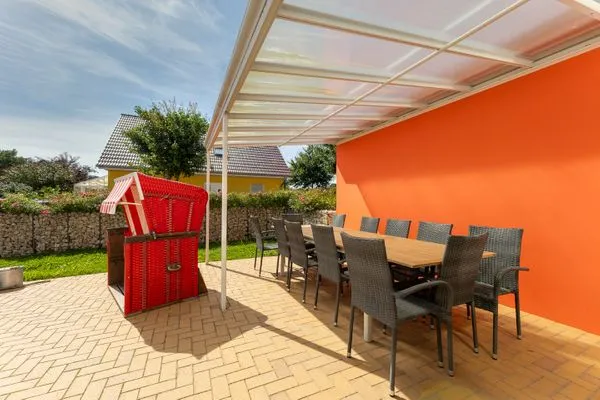 Gartenblick  Ferienhaus Sanddornweg ca.400m vom Meer mit 6 Schlafzimmern, Sauna und Kamin