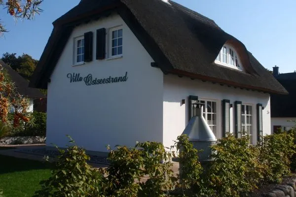 Hauptansicht  Villa Ostseestrand