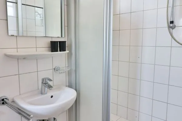Badezimmer  Friesenhof - Wohnung A (Weener)