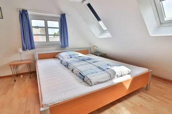 Schlafzimmer  Friesenhof - Wohnung A (Weener)