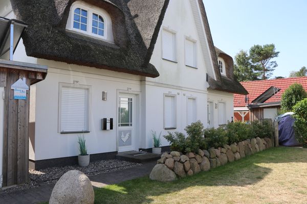 FERIENHÄUSER Doppelhaushälfte Hahn Ostseebad Wustrow - 