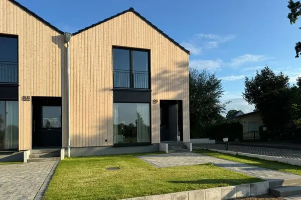 Fassade / Eingang Cliff House Cliffjumper