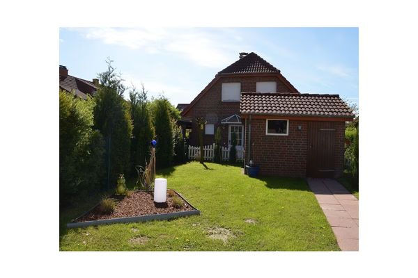  Ferienhaus Meersleuchten Hooksiel - Gartenblick