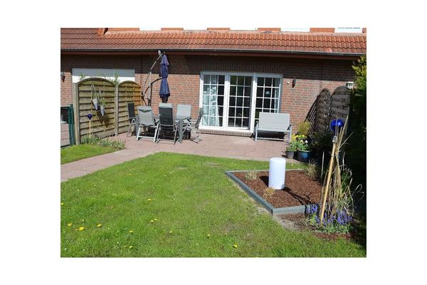  Ferienhaus Meersleuchten Hooksiel - Gartenblick