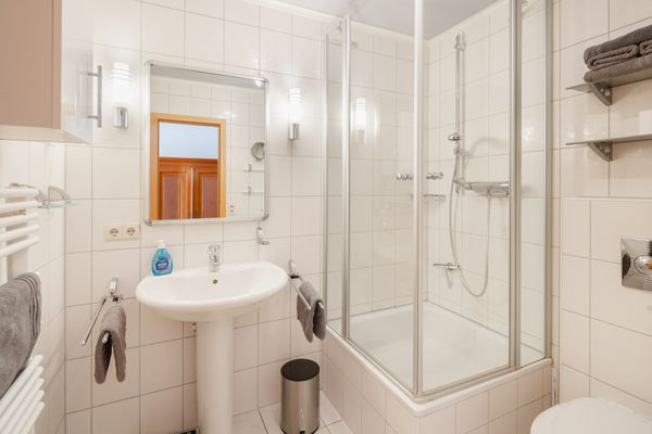  Ferienwohnung Seestern Norderney-Stadt - Badezimmer