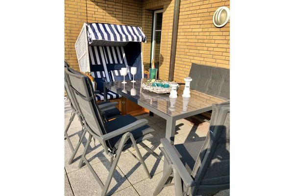  Ferienhaus Dünenwind Carolinensiel - Terrasse