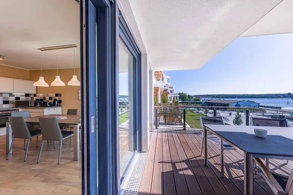 Ferienwohnung Müritzsonne Hafenresidenz Waren (Müritz) - Balkon mit Seeblick  Müritzsonne