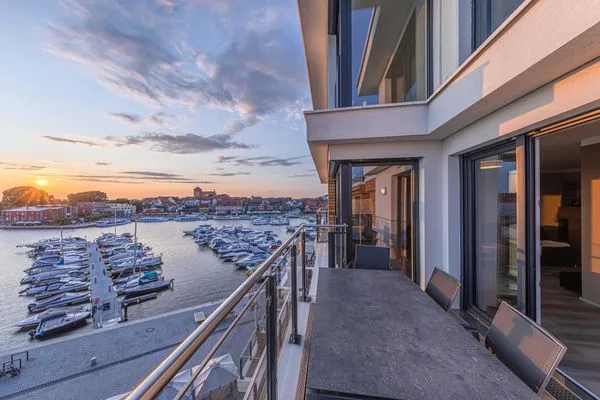 Ferienwohnung Entschleunigung Hafenresidenz Waren (Müritz) - Sonnenuntergänge über dem Wasser  Entschleunigung