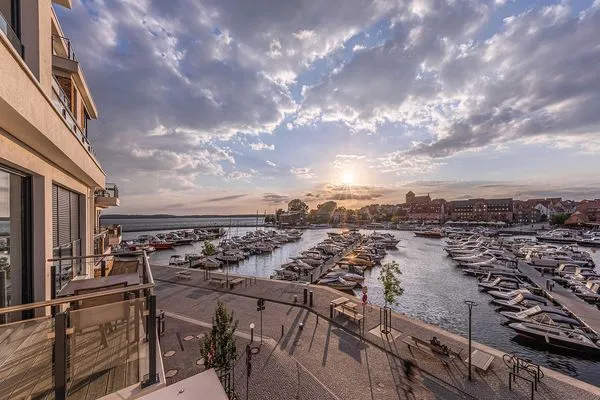 Ferienwohnung Entschleunigung Hafenresidenz Waren (Müritz) - Ausblick auf den Hafen Waren (Müritz)  Entschleunigung