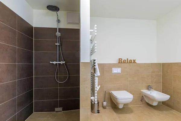 Ferienwohnung Entschleunigung Hafenresidenz Waren (Müritz) - Badezimmer  Entschleunigung