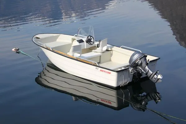 Wunderbares Motorboot direkt vor dem Ferienhaus  Fjordhytte-4