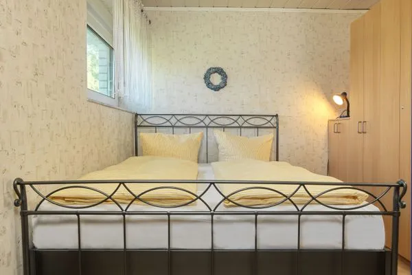 Bedroom  HAUS Backbord