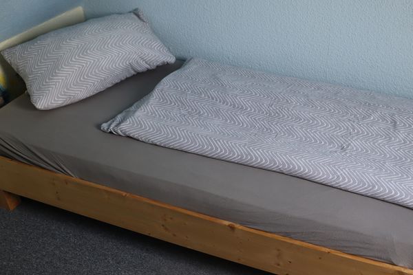  Ferienhaus " Alte Grundschule Berdum" Berdum - Schlafzimmer