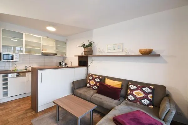   Domizil - FW 3 - Nixe