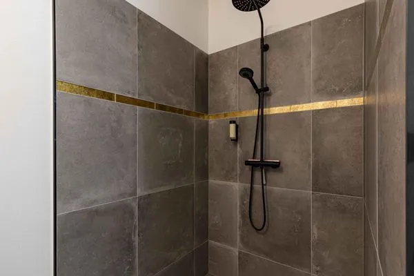 Badezimmer  LÜTTES LOFT Ap. 06