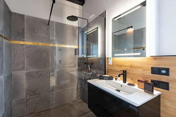 Badezimmer  LÜTTES LOFT Ap. 07