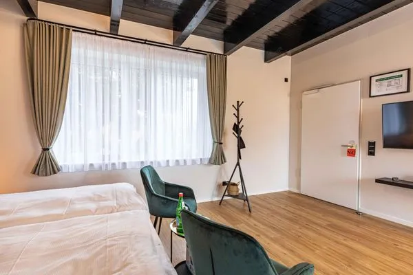 TV / Multimedia  LÜTTES LOFT Ap. 08