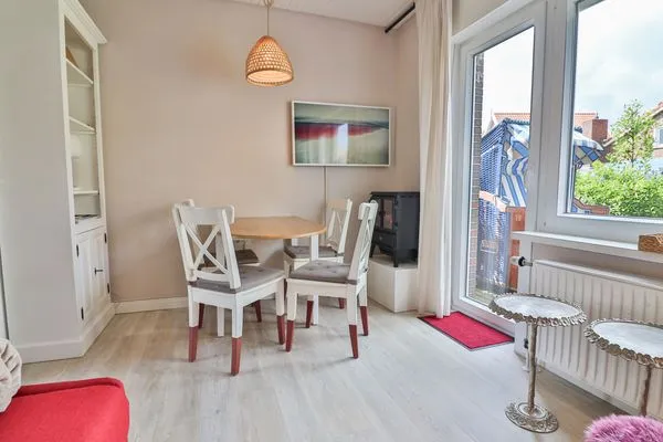 Wohnzimmer  Langeooger Viermaster - Rotes Segel