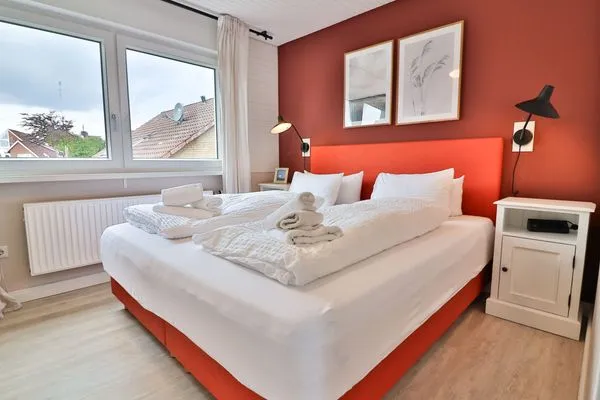 Schlafzimmer  Langeooger Viermaster - Rotes Segel