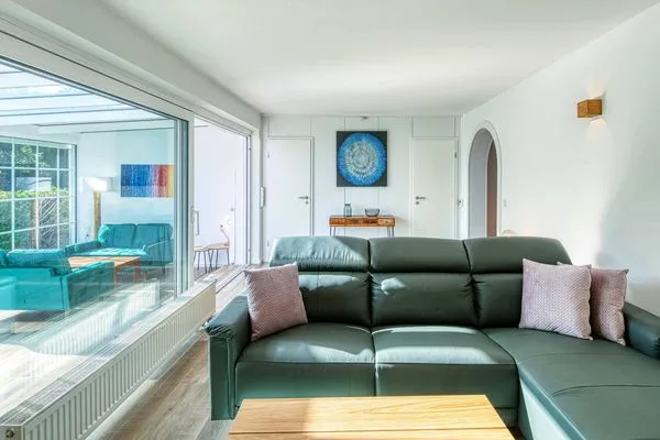 Ferienwohnung Lakeside House Waren (Müritz) - Blick in den offenen Wohnbereich  Lakeside House