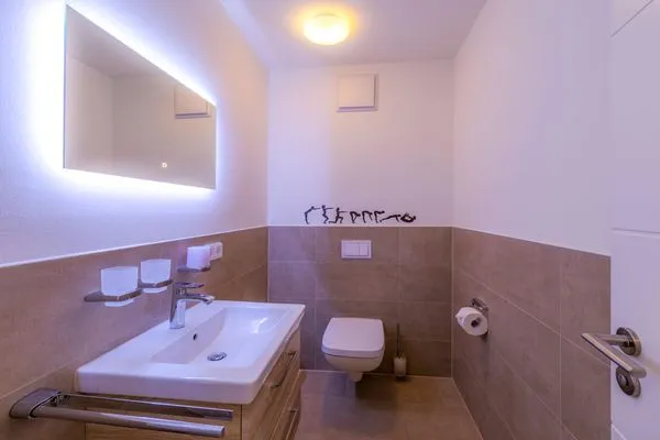 Ferienwohnung Auszeit Hafenresidenz Waren (Müritz) - Badezimmer  Auszeit