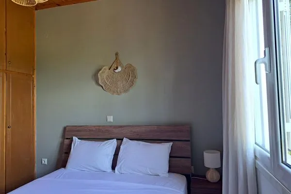 Bedroom  Orfanos 1