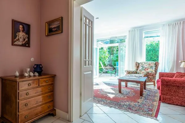 Altstadt-Oase Waren (Müritz) - Wohnzimmer mit Altstadtflair  Altstadt-Oase