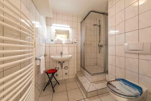 Ferienwohnung Seeadler - Waren (Müritz) - Badezimmer  Seeadler