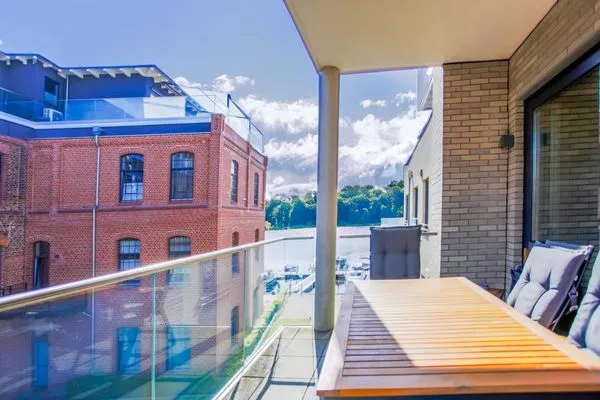 Ferienwohnung Inselsuite Malchow Balkon mit Blick auf den Malchower See  Inselsuite