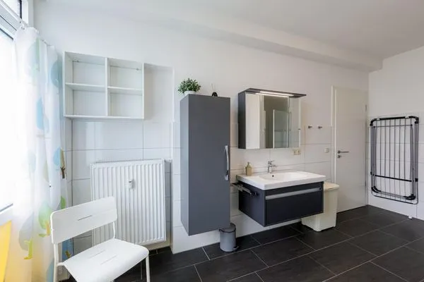 Ferienwohnung Müritzrast Waren (Müritz) - modernes Badezimmer  Müritzrast